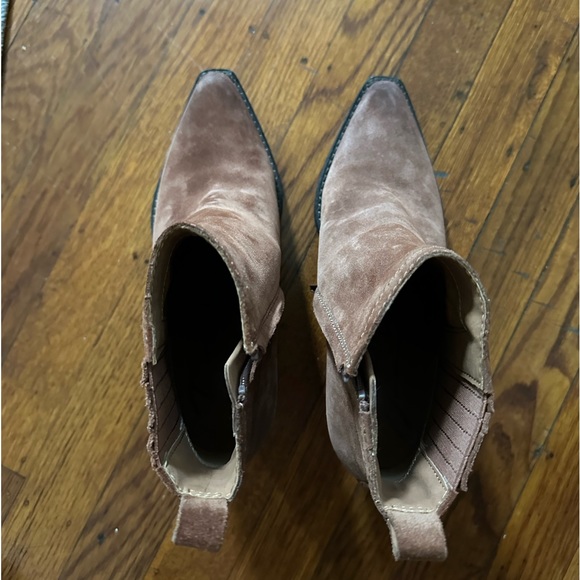 Zodiac Robyn Bootie in Cognac - Picture 2 of 4